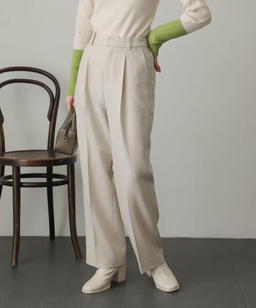 SENSE OF PLACE by URBAN RESEARCH（センスオブプレイスバイアーバンリサーチ）の「ウールライクワイドストレートパンツ（スラックス・レディース・アイボリー/グリーン/ブラウン/ベージュ系その他/チャコールグレー・SMALL/MEDIUM/X-SMALL/LARGE/TALL）」の2枚目の写真