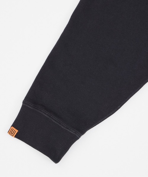 UNIVERSAL OVERALL(ユニバーサルオーバーオール)の「ラグランスウェットシャツ【RAGLAN SWEAT SHIRT】(スウェット・メンズ・ブラック/グリーン/ベージュ/グレイッシュブルー・XL/M/L)」の10枚目の写真
