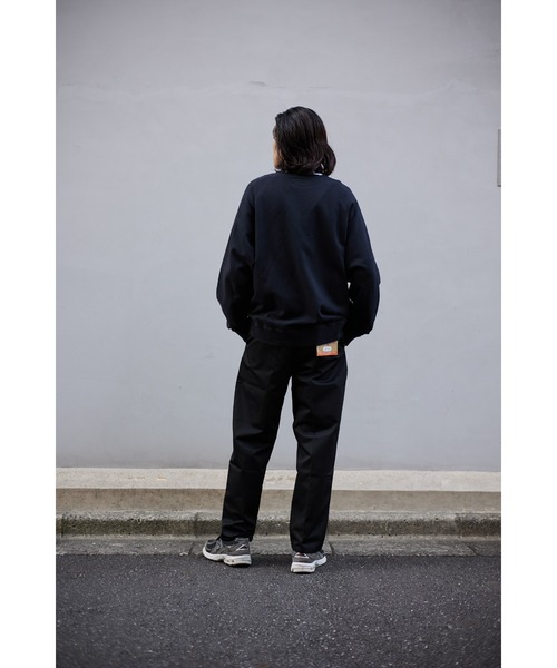 UNIVERSAL OVERALL(ユニバーサルオーバーオール)の「ラグランスウェットシャツ【RAGLAN SWEAT SHIRT】(スウェット・メンズ・ブラック/グリーン/ベージュ/グレイッシュブルー・XL/M/L)」の12枚目の写真