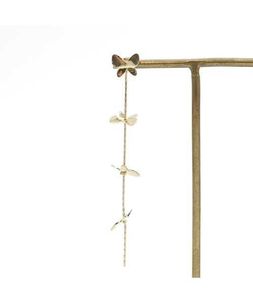 flower（フラワー）の「フローイングパピヨンピアス（ピアス（片耳用）・レディース・ゴールド・FREE）」の6枚目の写真