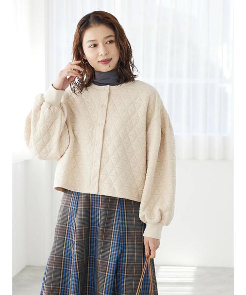 RAY CASSIN FAVORI(レイカズンフェバリ)の「・RAY CASSIN キルトカーディガン*(カーディガン/ボレロ・レディース・アイボリー/カーキ/ブラック・FREE)」の4枚目の写真