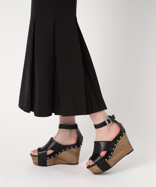 cs T&P(シーエスティーアンドピー)の「厚底ウェッジサンダル(サンダル・レディース・ダークブラウン/ブラック・M/L/S/LL)」の2枚目の写真