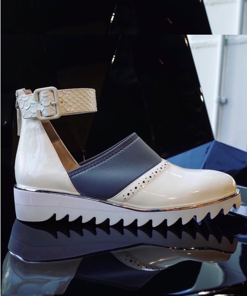 UNITED NUDE(ユナイテッドヌード)の「Shark Sandal(サンダル・レディース・ホワイト/ワイン/インディゴブルー・36/37/38/35)」の11枚目の写真