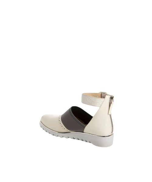 UNITED NUDE(ユナイテッドヌード)の「Shark Sandal(サンダル・レディース・ホワイト/ワイン/インディゴブルー・36/37/38/35)」の5枚目の写真