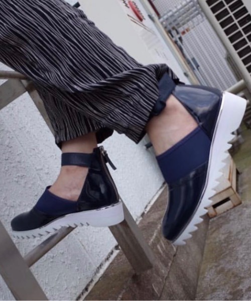 UNITED NUDE(ユナイテッドヌード)の「Shark Sandal(サンダル・レディース・ホワイト/ワイン/インディゴブルー・36/37/38/35)」の12枚目の写真