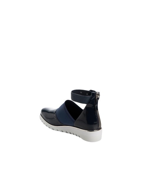 UNITED NUDE(ユナイテッドヌード)の「Shark Sandal(サンダル・レディース・ホワイト/ワイン/インディゴブルー・36/37/38/35)」の6枚目の写真