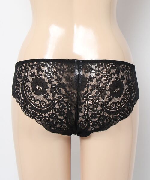 総レースで洋服にラインが響きにくい】ま～るく盛れる着やせショーツ