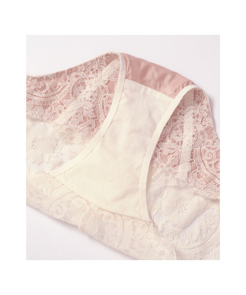 PEACH JOHN（ピーチジョン）の「【総レースで洋服にラインが響きにくい】ま～るく盛れる着やせショーツ（ショーツ・レディース・ホワイト/ブラック/ピンク/ラベンダー/ボルドー/コーラル/グリーン/ベージュ/ネイビー/レッド/ブラウン/ライラック/ブルー・MEDIUM/SMALL/LARGE）」の14枚目の写真