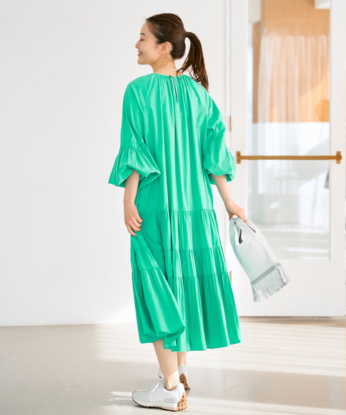 IENA（イエナ）の「コットンティアードドレス（ワンピース・レディース・グリーン/ネイビー・36/38）」の5枚目の写真