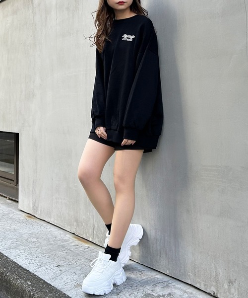 INGNI（イング）の「BACKロゴスウェットチュニック（スウェット・レディース・ブラック/オフホワイト/ベージュ・M）」の7枚目の写真