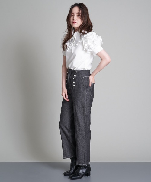 A de a.v.v（アードアー・ヴェ・ヴェ）の「フリルスリーブリボンブラウス（シャツ/ブラウス・レディース・ホワイト/ミント/ブラック・SMALL/MEDIUM/36/38）」の5枚目の写真