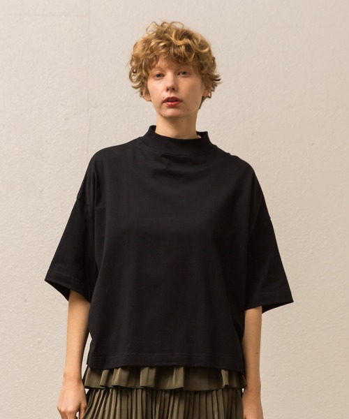 ALLUMER（アリュメール）の「オーバーサイズモックネックTシャツ（Tシャツ/カットソー・レディース・ホワイト/ピンク/サックスブルー/ブラック・1）」の3枚目の写真