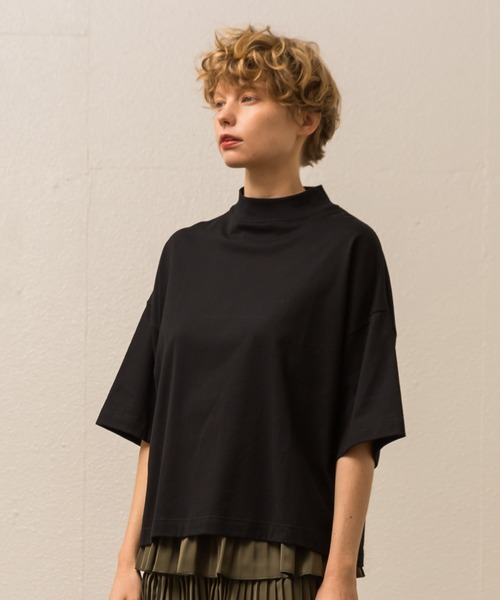 ALLUMER（アリュメール）の「オーバーサイズモックネックTシャツ（Tシャツ/カットソー・レディース・ホワイト/ピンク/サックスブルー/ブラック・1）」の13枚目の写真