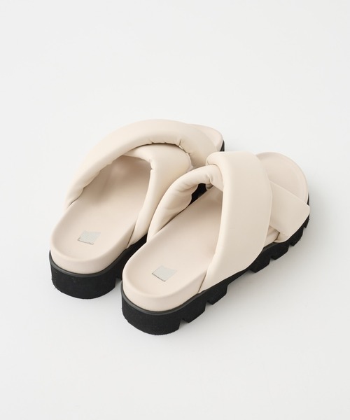 COLONY 2139（コロニートゥーワンスリーナイン）の「パテッドクロスベルトサンダル（サンダル・レディース・ブラック/アイボリー・MEDIUM/LARGE/SMALL）」の22枚目の写真