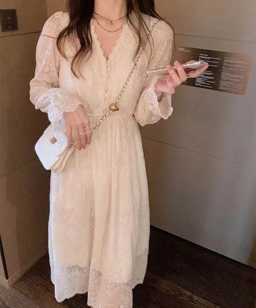 gossip！ロサンゼルス（ゴシップロサンゼルス）の「レーシー/シックワンピース（ワンピース・レディース・オフホワイト・S/M/L）」の10枚目の写真