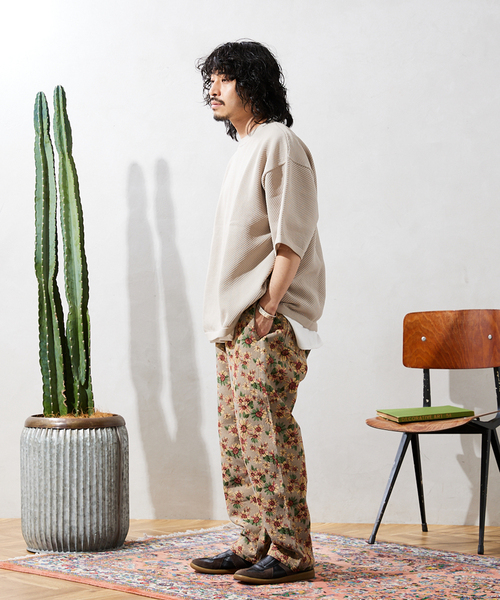 JOURNAL STANDARD relume（ジャーナルスタンダード　レリューム）の「【半袖ニット+カットソーの2点SET】リサイクルポリエステル サマーニット ”BIAS”（Tシャツ/カットソー・メンズ・ブラック/グレー/ストーン/ベージュ系その他/ブルー系その他/イエロー・MEDIUM/LARGE）」の10枚目の写真