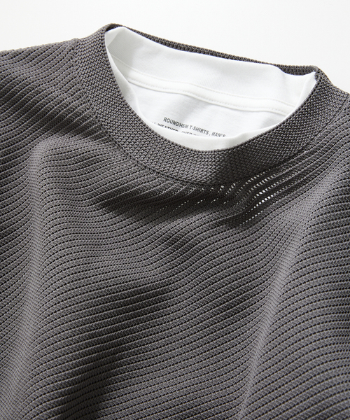 JOURNAL STANDARD relume（ジャーナルスタンダード　レリューム）の「【半袖ニット+カットソーの2点SET】リサイクルポリエステル サマーニット ”BIAS”（Tシャツ/カットソー・メンズ・ブラック/グレー/ストーン/ベージュ系その他/ブルー系その他/イエロー・MEDIUM/LARGE）」の21枚目の写真