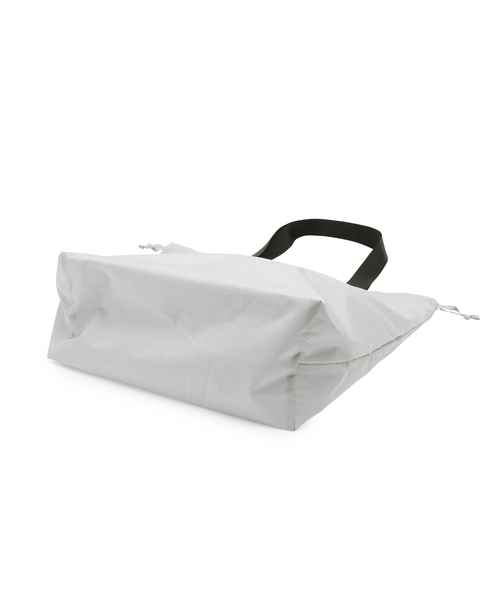 KiU(キウ)の「【KiU for SALON】別注2WAYレインバッグカバー/トートバッグ(トートバッグ・レディース・ベージュ/ピンク系その他/ライトグレー・FREE)」の7枚目の写真