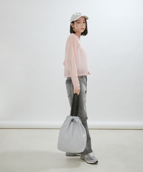 KiU(キウ)の「【KiU for SALON】別注2WAYレインバッグカバー/トートバッグ(トートバッグ・レディース・ベージュ/ピンク系その他/ライトグレー・FREE)」の14枚目の写真