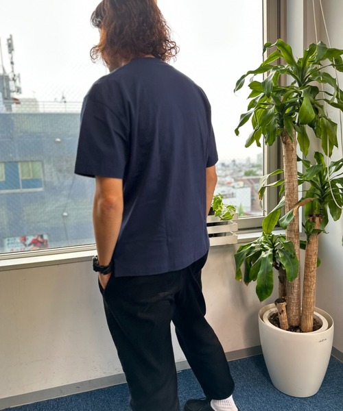 NAVY（ネイビー）の「NAVY U.S.コットン100％ 無地Tシャツ（Tシャツ/カットソー・メンズ・グレイッシュベージュ/チャコール/ミント/グリーン/ホワイト/ネイビー/ブラック/マスタード・M/L/XL/S）」の15枚目の写真