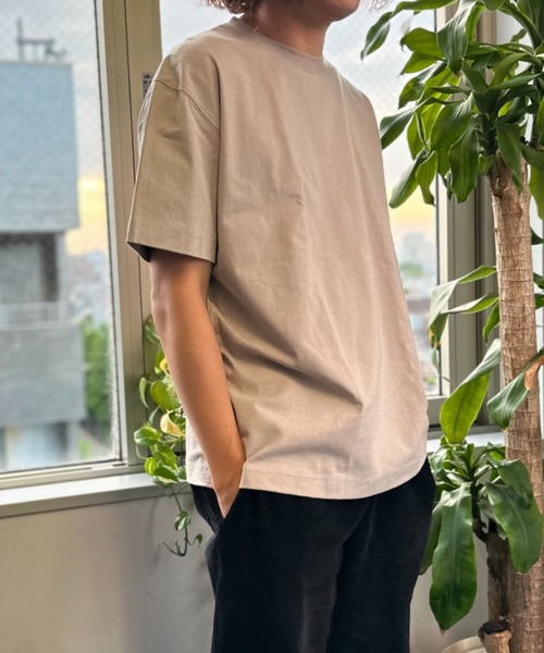 NAVY（ネイビー）の「NAVY U.S.コットン100％ 無地Tシャツ（Tシャツ/カットソー・メンズ・グレイッシュベージュ/チャコール/ミント/グリーン/ホワイト/ネイビー/ブラック/マスタード・M/L/XL/S）」の21枚目の写真