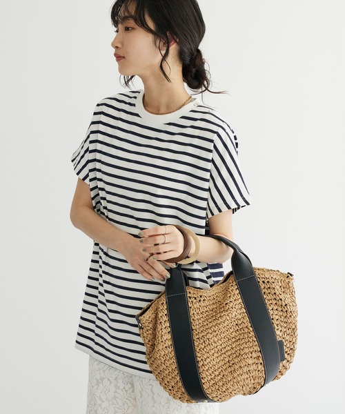 CRAFT STANDARD BOUTIQUE(クラフトスタンダードブティック)の「前後配色ボーダーTee(Tシャツ/カットソー・レディース・グリーン/ブラウン/ネイビー/ブルー・FREE)」の4枚目の写真