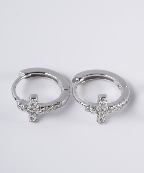 Ops.（オプス）の「ピアス アレルギー対応 フープピアス シルバー925  ジルコニア 【kyklos-cros キクロス・クロス】（ピアス（両耳用）・レディース・シルバー/イエローゴールド・SMALL/MEDIUM）」の15枚目の写真