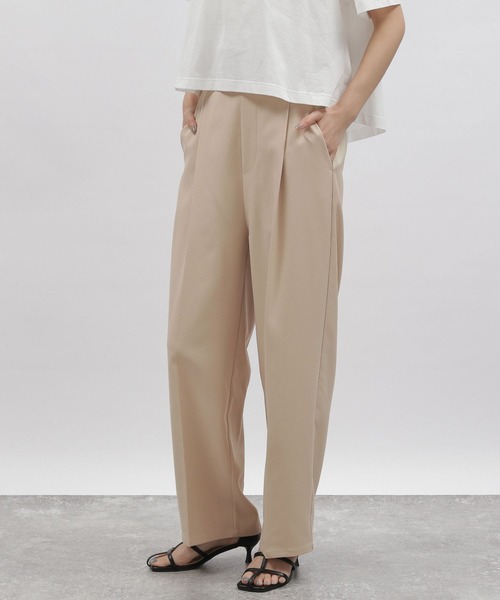 LAKOLE(ラコレ)の「タックストレートパンツ / 704917(その他パンツ・レディース・ブラック/ベージュ/ブルー・SMALL/MEDIUM)」の16枚目の写真