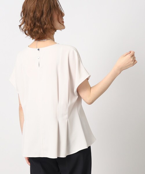 夏に嬉しい機能素材！ポーラタックブラウス