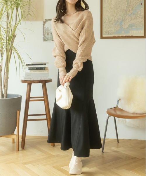 Ada.（エイダ）の「1枚でキマる大人かわいい。クロス デザイン ボリューム ニット（ニット/セーター・レディース・ベージュ/グレー/ナチュラル/ブラック/ネイビー/ワインレッド・FREE）」の8枚目の写真