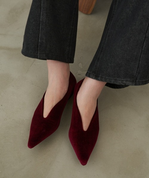 Aunt Marie's（アントマリーズ）の「ベロアポインテッドパンプス（パンプス・レディース・ボルドー/ブラック/グリーン・S/L/M）」の17枚目の写真