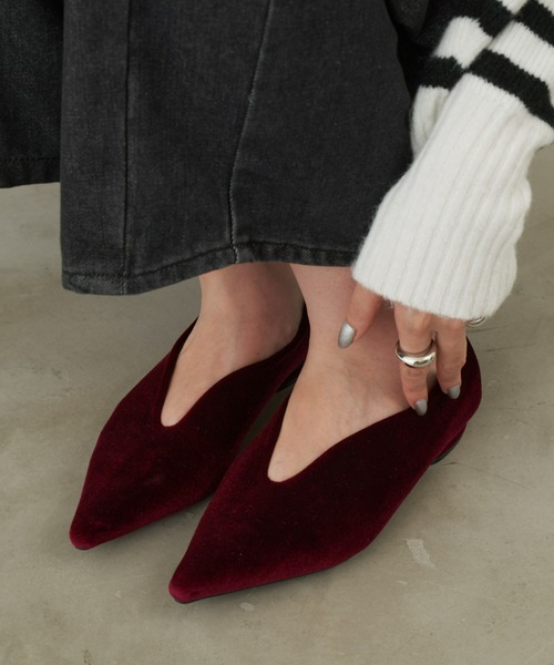 Aunt Marie's（アントマリーズ）の「ベロアポインテッドパンプス（パンプス・レディース・ボルドー/ブラック/グリーン・S/L/M）」の18枚目の写真