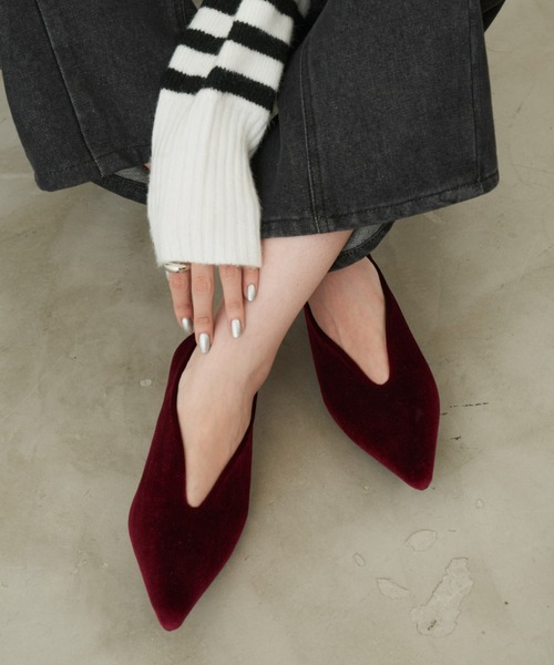 Aunt Marie's（アントマリーズ）の「ベロアポインテッドパンプス（パンプス・レディース・ボルドー/ブラック/グリーン・S/L/M）」の19枚目の写真