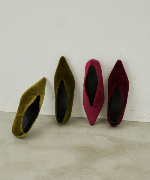 Aunt Marie's（アントマリーズ）の「ベロアポインテッドパンプス（パンプス・レディース・ボルドー/ブラック/グリーン・S/L/M）」の20枚目の写真