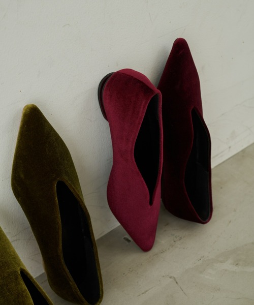 Aunt Marie's（アントマリーズ）の「ベロアポインテッドパンプス（パンプス・レディース・ボルドー/ブラック/グリーン・S/L/M）」の22枚目の写真