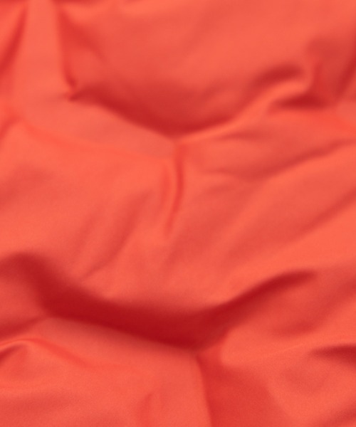 NYLAUS(ナイラス)の「レギュラーフィット デュスポ 型押し パデットブルゾン(ダウンジャケット/コート・メンズ・ブラック/レッド/ブルー/グレイッシュベージュ・M/L/LL)」の13枚目の写真