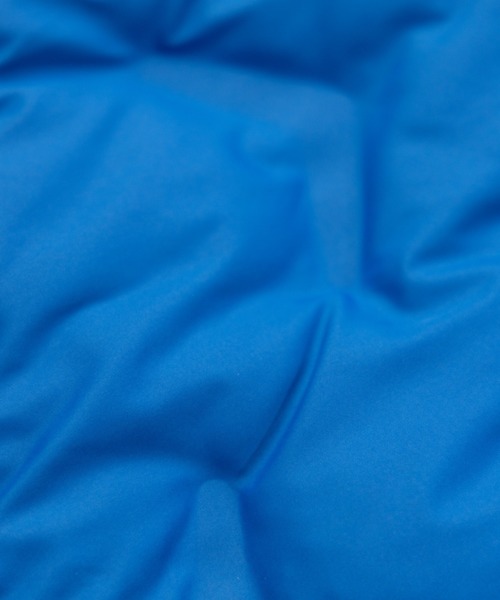 NYLAUS(ナイラス)の「レギュラーフィット デュスポ 型押し パデットブルゾン(ダウンジャケット/コート・メンズ・ブラック/レッド/ブルー/グレイッシュベージュ・M/L/LL)」の14枚目の写真