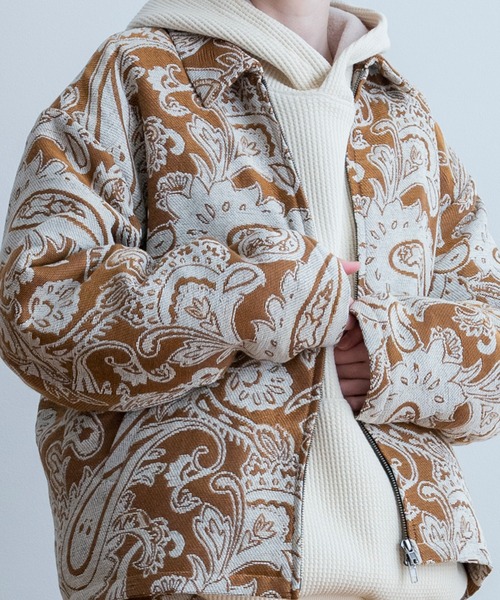 Universal Style Wear（ユニバーサルスタイルウェア）の「Universal Style Wear タペストリー ジャケット（ブルゾン・メンズ・オフホワイト/ストーン/ブラック/ブラウン・MEDIUM/X-LARGE/LARGE）」の13枚目の写真