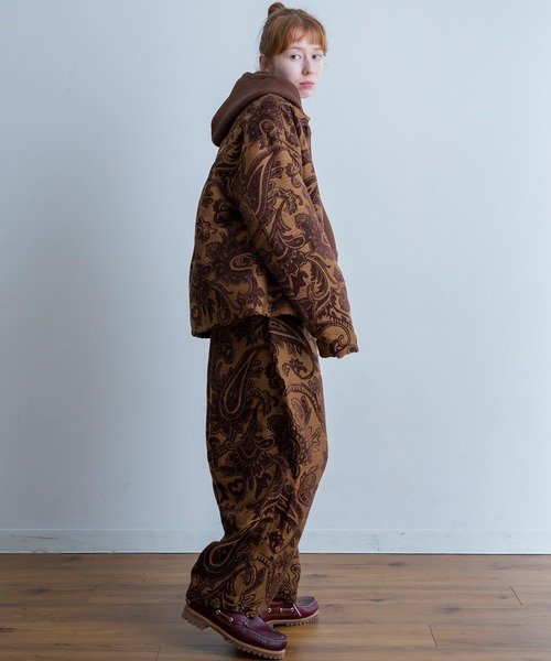 Universal Style Wear（ユニバーサルスタイルウェア）の「Universal Style Wear タペストリー ジャケット（ブルゾン・メンズ・オフホワイト/ストーン/ブラック/ブラウン・MEDIUM/X-LARGE/LARGE）」の18枚目の写真