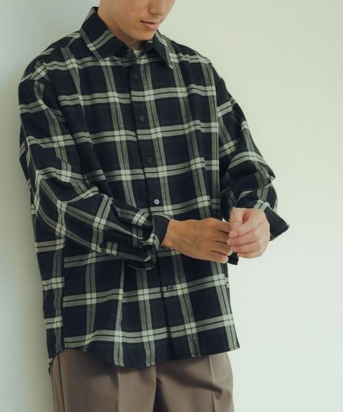 ITEMS URBANRESEARCH（アイテムズ アーバンリサーチ）の「TRストレッチ チェック レギュラーカラーシャツ（シャツ/ブラウス・メンズ・ブルー系その他/ブラック系その他/ブラウン系その他・MEDIUM/LARGE）」の17枚目の写真