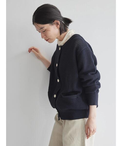AMERICAN HOLIC(アメリカンホリック)の「エコカルットクルーネックカーディガン<エコ・軽い・ニット>(カーディガン/ボレロ・レディース・その他7/アイボリー/ネイビー・L/M)」の7枚目の写真