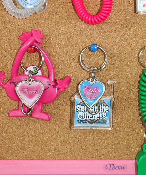 THENCE（デンス）の「THENCE／ハートフレームキー /韓国雑貨/ 2990638（キーホルダー・レディース・ブルー/ピンク・0）」の6枚目の写真