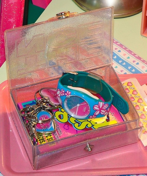 THENCE（デンス）の「THENCE／ハートフレームキー /韓国雑貨/ 2990638（キーホルダー・レディース・ブルー/ピンク・0）」の10枚目の写真