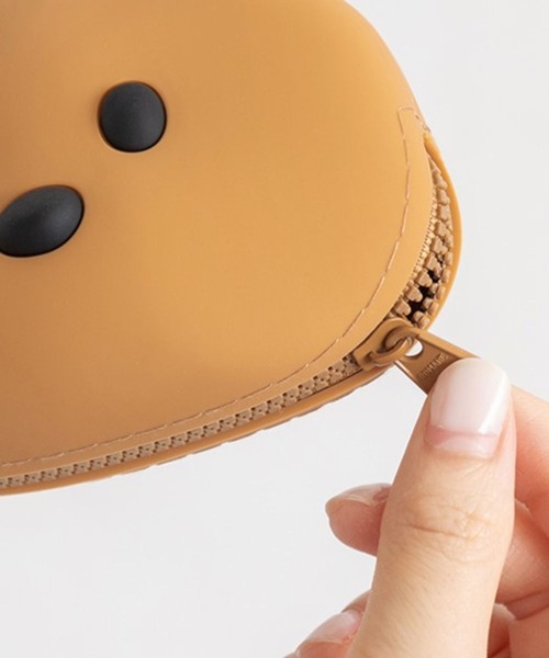 Brunch Brother（ブランチブラザー）の「Romane corp.／Siliconeポーチ/ロマネ/シリコン/韓国雑貨/2991344（その他雑貨・レディース・ベージュ/ブラウン・0）」の11枚目の写真