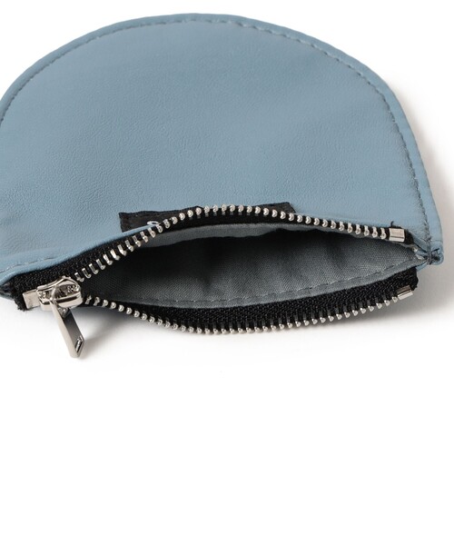 bpr BEAMS（ビーピーアール ビームス ）の「フェイクレザー ポーチ S（ポーチ・メンズ・ピンク/ブラック/ブラウン系その他4/サックスブルー/ミント/グレー/オフホワイト/カーキ・ONE SIZE）」の16枚目の写真