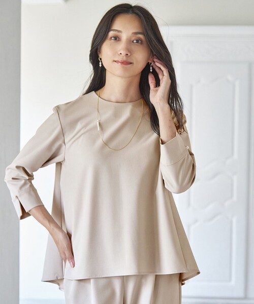 ANY（エニィ）の「【ストレッチ/セットアップ可】イージィケアストレッチブラウス（シャツ/ブラウス・レディース・ブラック系/ネイビー系/ベージュ系・2/3）」の2枚目の写真