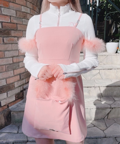 lilLilly（リルリリー）の「フェザーファーミニバッグ（トートバッグ・レディース・ピンク/ベージュ/ブラック・FREE）」の3枚目の写真