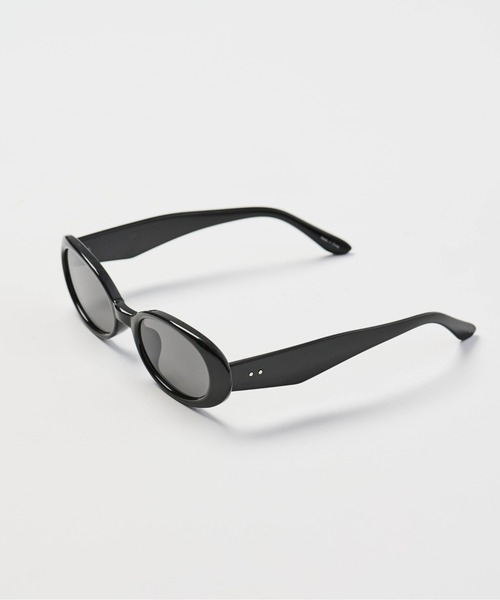 Carmelo（カーメロ）の「シグネチャーオーバルサングラス / Signature sunglass（サングラス・レディース・ベージュ/ブラック・FREE）」の5枚目の写真