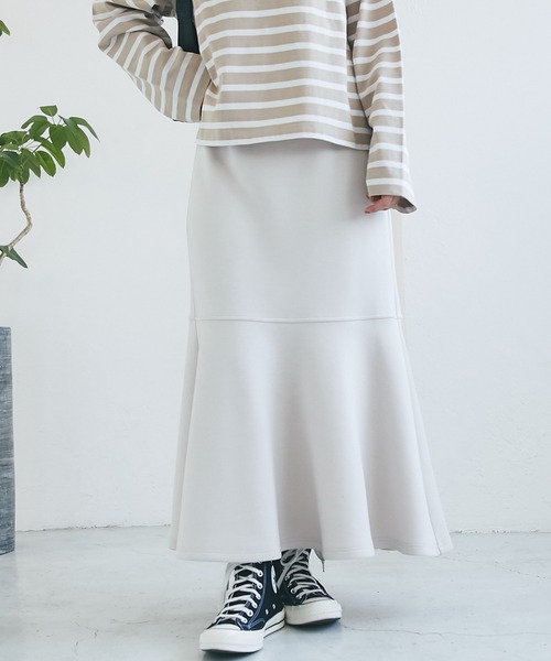 un dix cors（アンディコール）の「《3サイズ展開》ダンボールマーメイドスカート（スカート・レディース・ブラック/オフホワイト/オレンジ・S/L/M）」の5枚目の写真