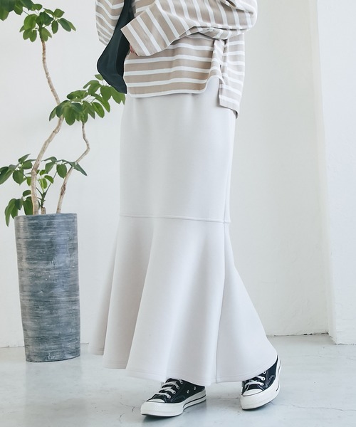 un dix cors（アンディコール）の「《3サイズ展開》ダンボールマーメイドスカート（スカート・レディース・ブラック/オフホワイト/オレンジ・S/L/M）」の11枚目の写真